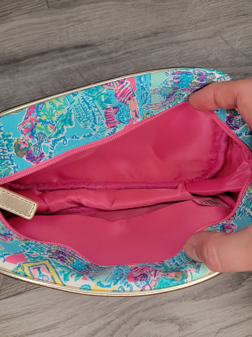 Rare Lilly Pulitzer All Done Up Makeup Bag in Multicolor In The Beginning NWOT